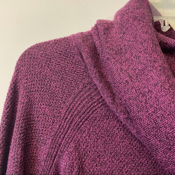 Ricki’s large cowl turtle neck sweater - Picture 3 of 7